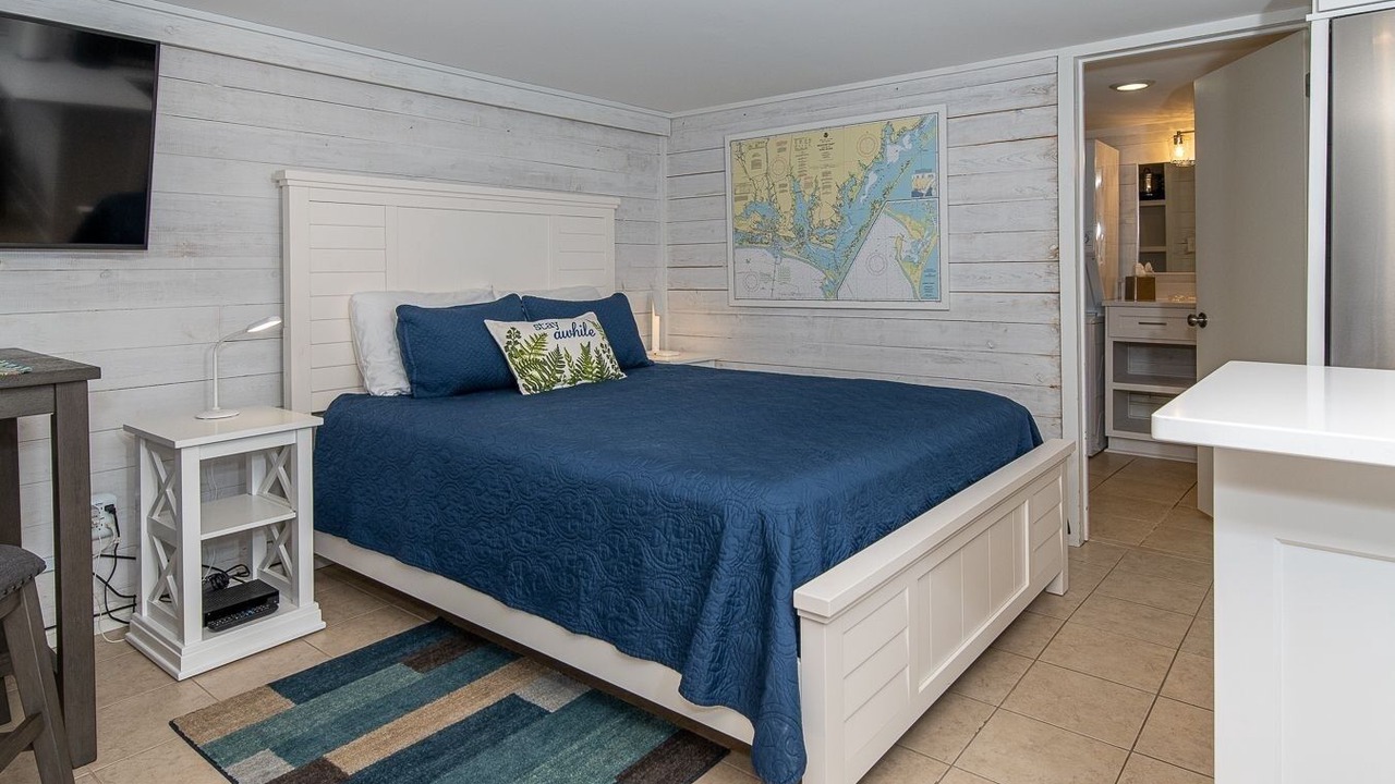 Photo of Bedroom in Atlantic Beach