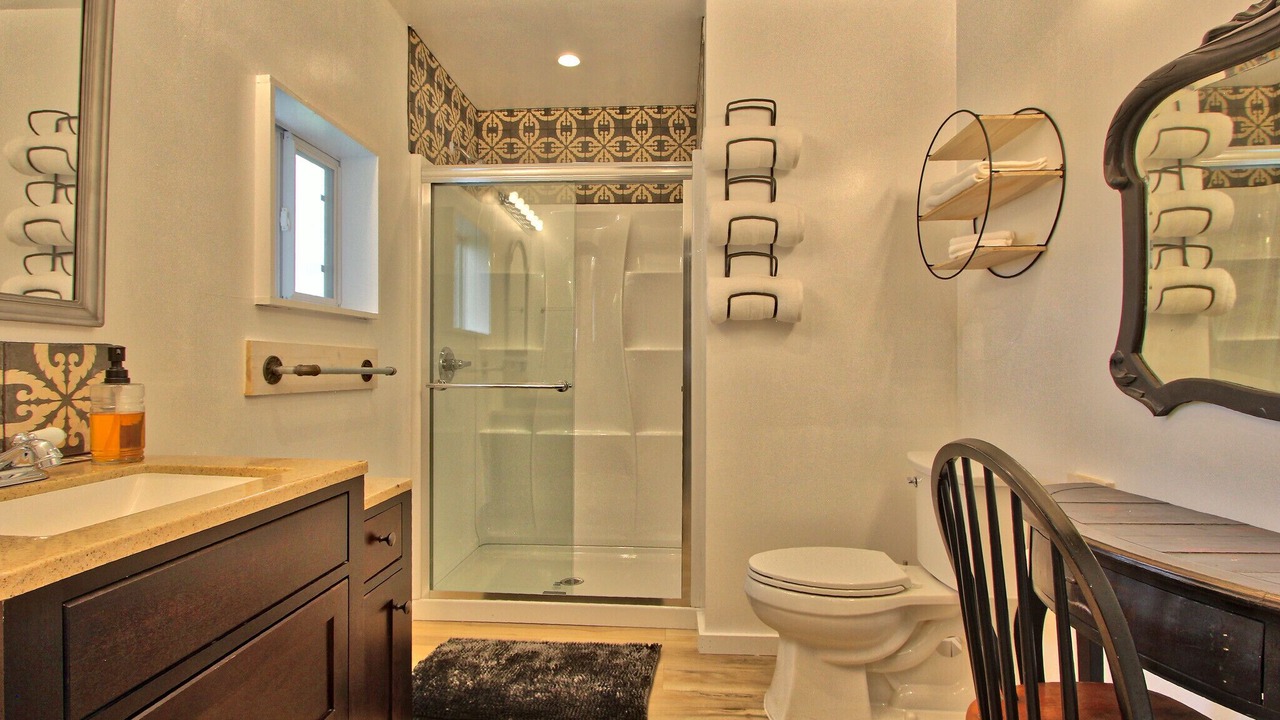 Photo of Bathroom in Blanco