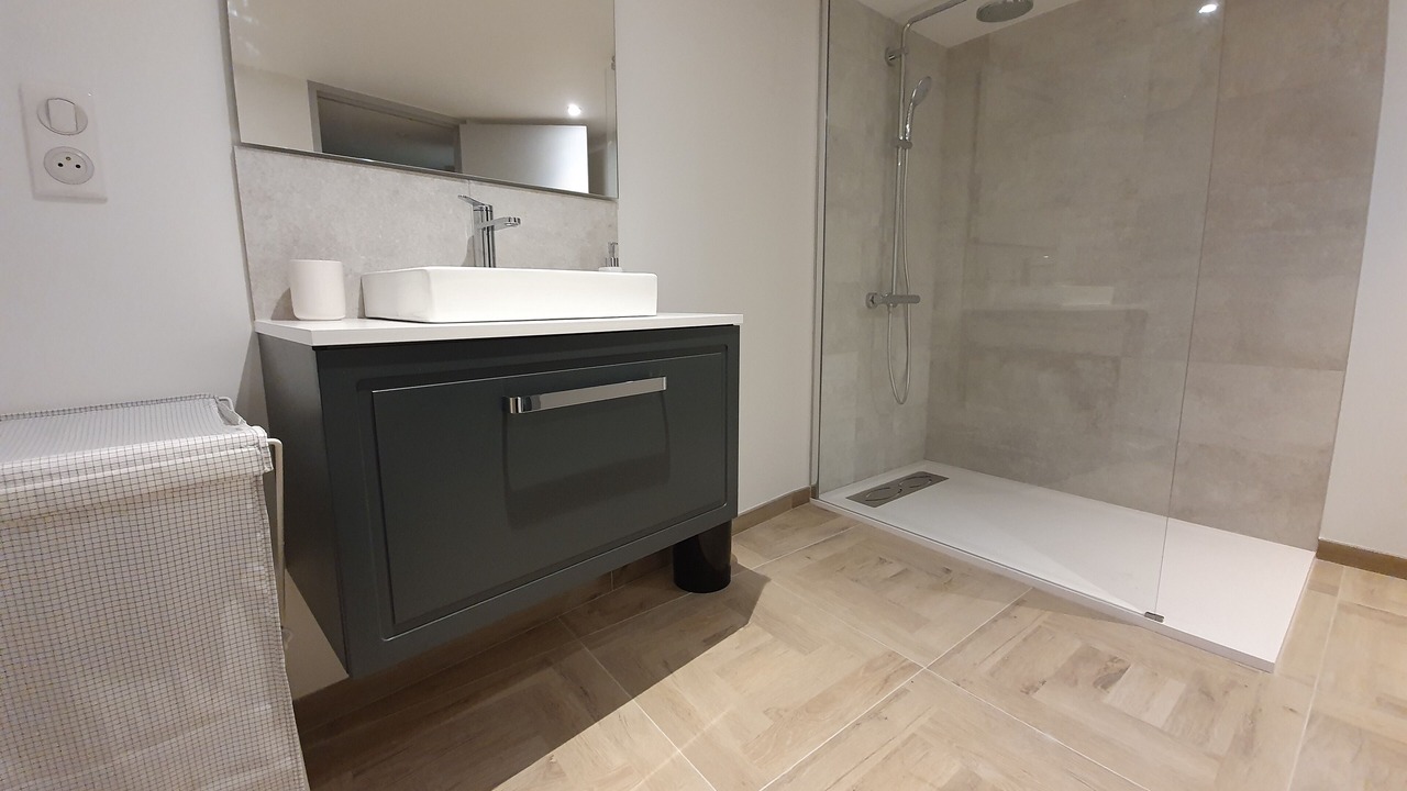 Photo of Bathroom in Betheny