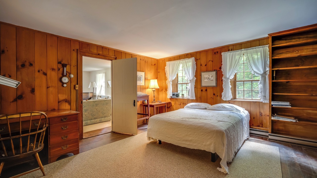 Photo of Others in Salem