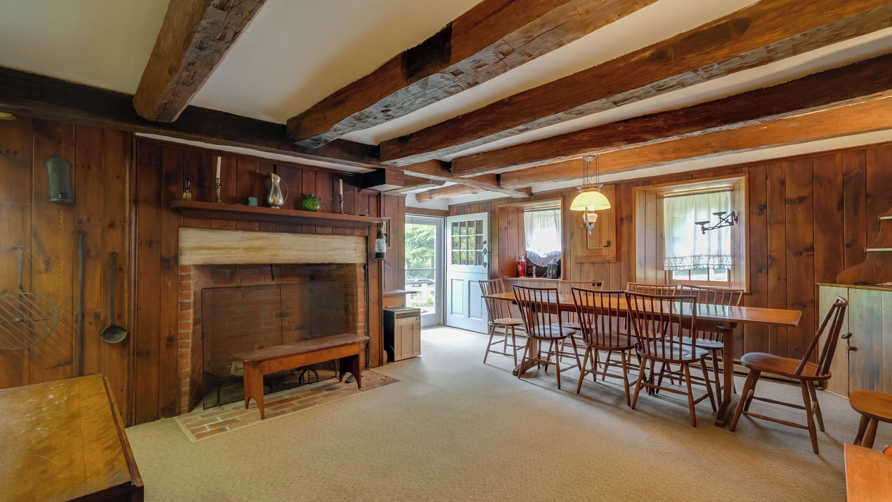 Photo of Others in Salem