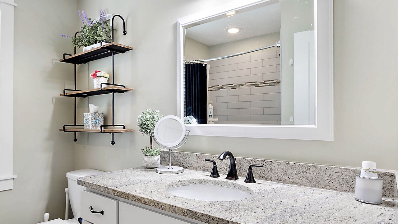 Photo of Bathroom in Royal Oak