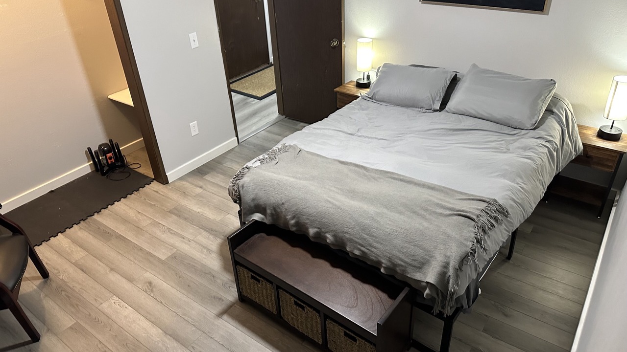 Photo of Bedroom in Alyeska