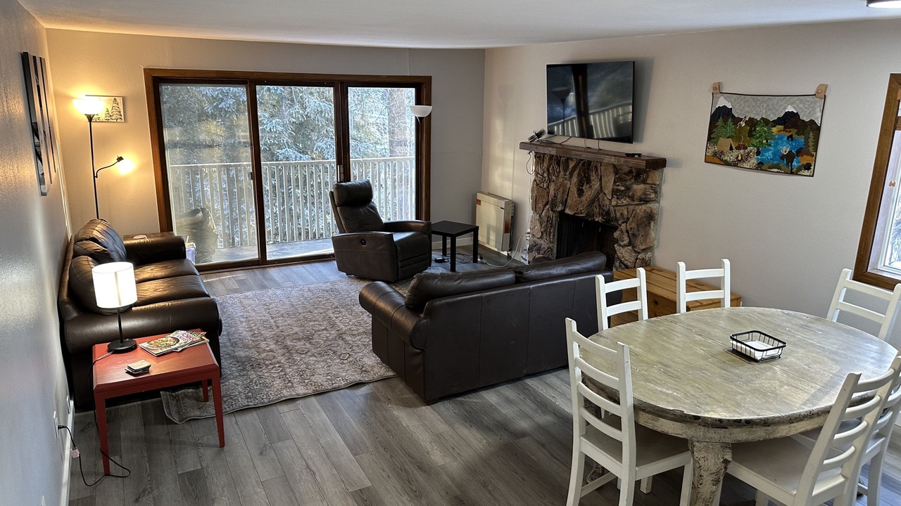 Photo of Livingroom in Alyeska