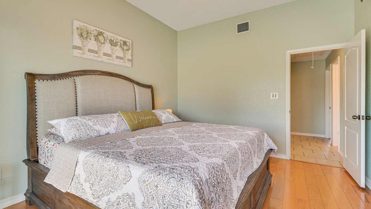 Photo of Bedroom in Hutto