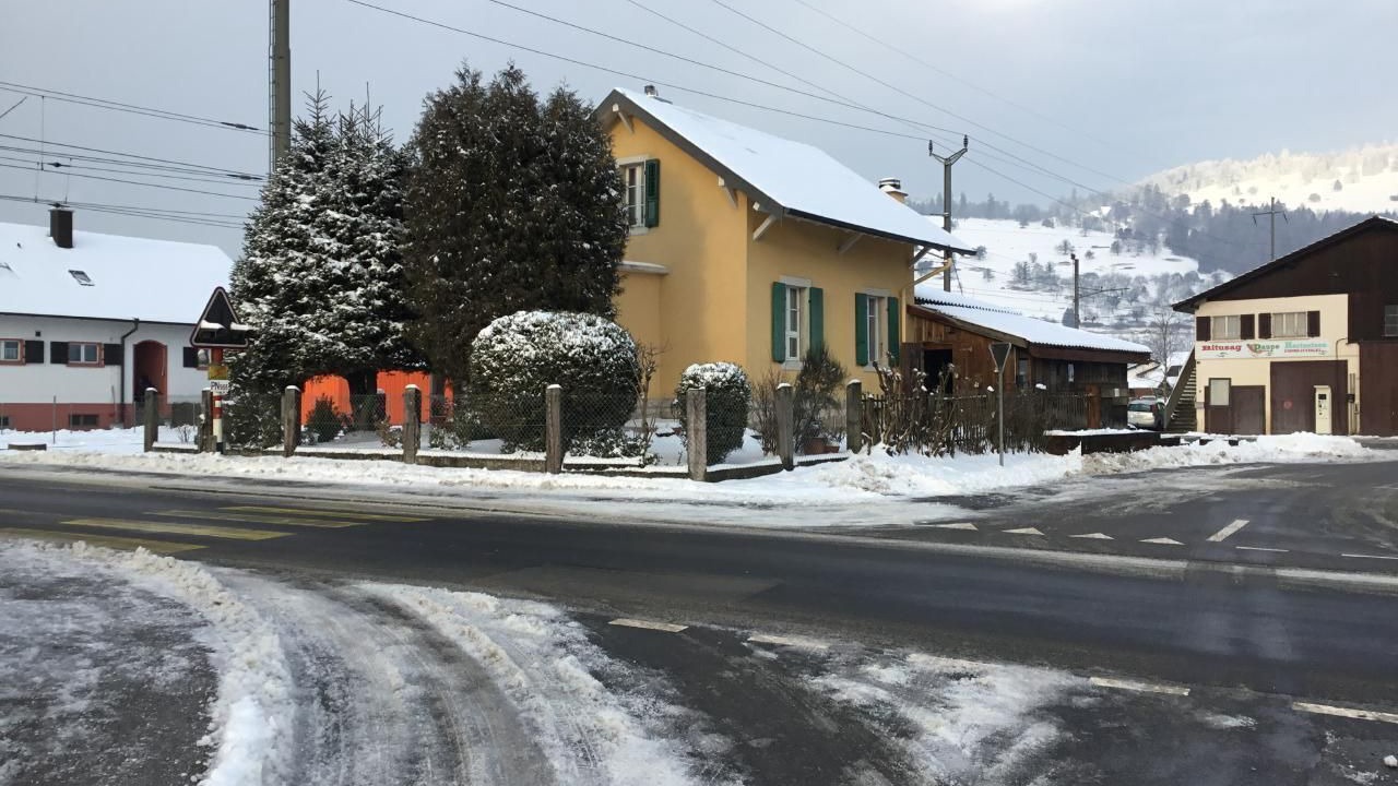 Photo of Others in Glovelier