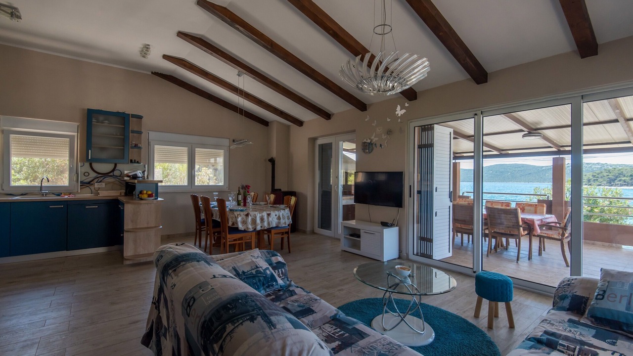 Photo of Livingroom in Molat