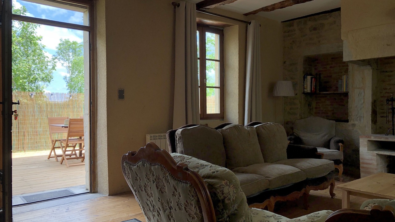 Photo of Livingroom in Vailhourles