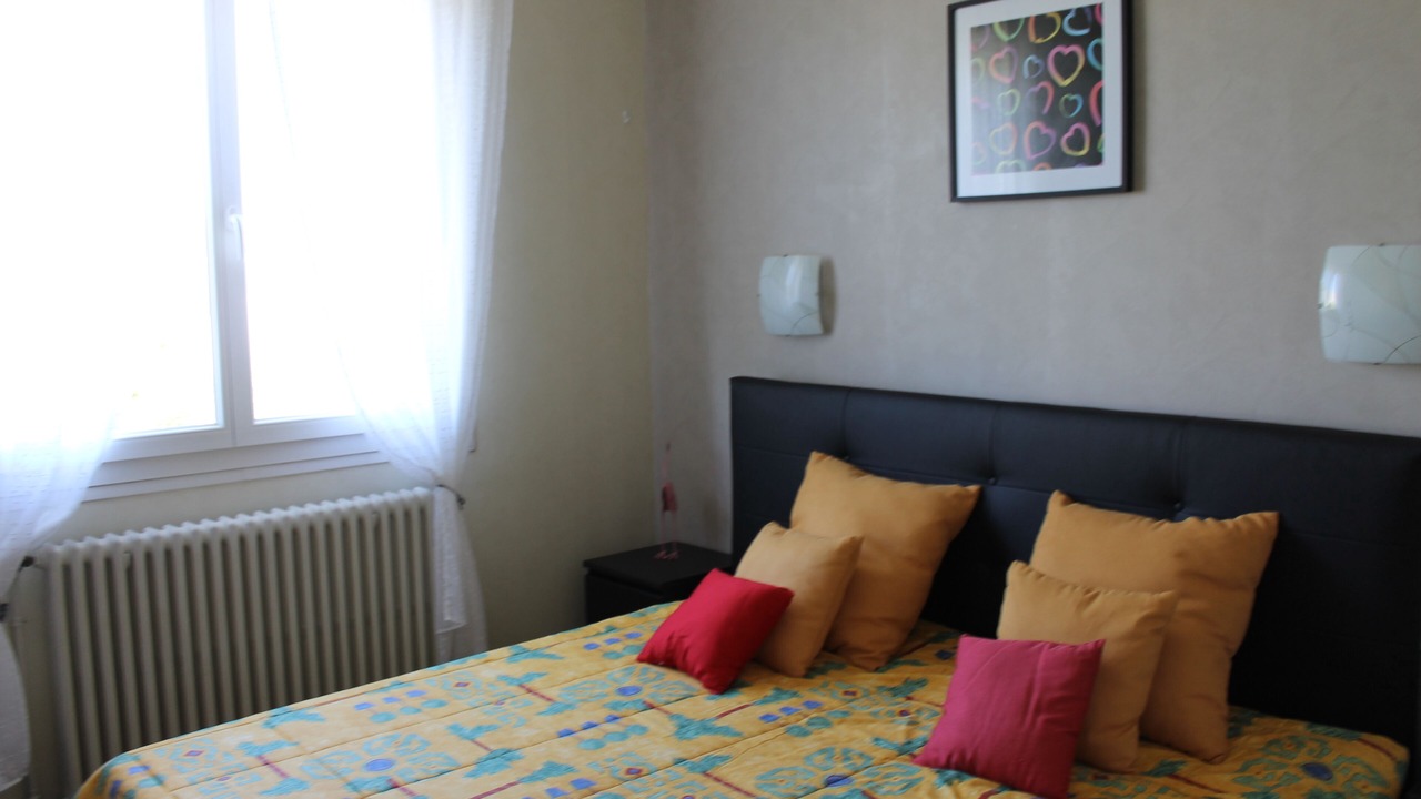 Photo of Bedroom in Villemoustaussou