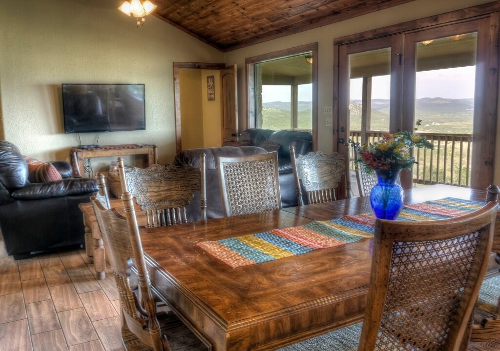 Photo of Livingroom in Concan