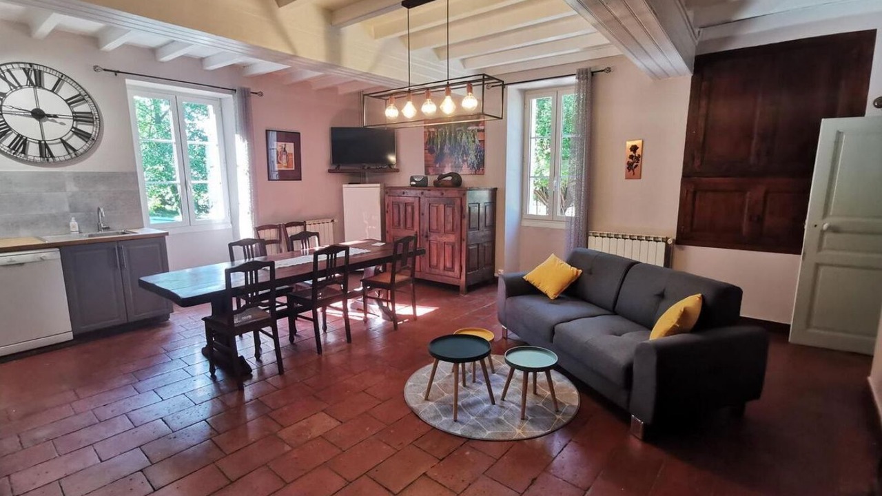 Photo of Livingroom in Saint-Jean-le-Comtal