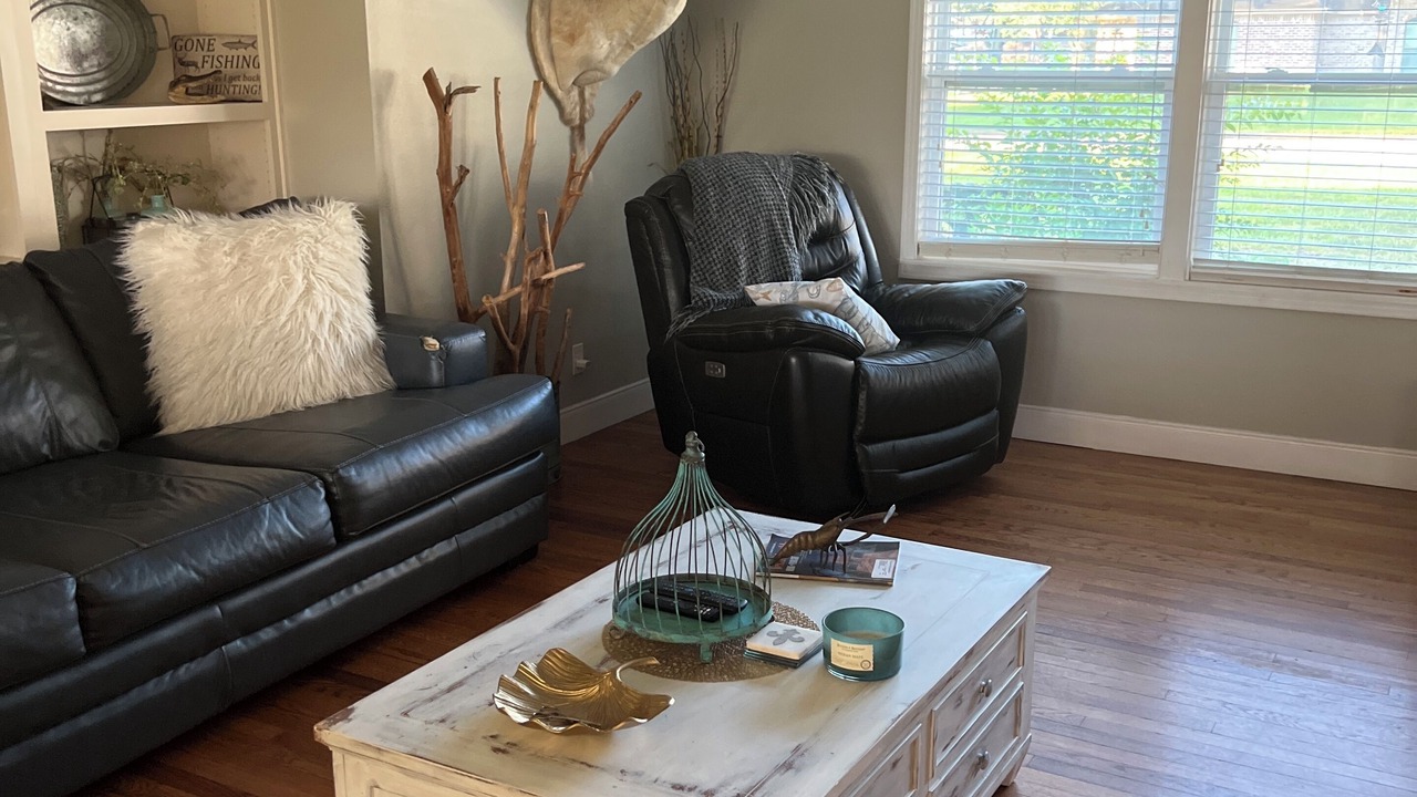 Photo of Livingroom in Port Neches