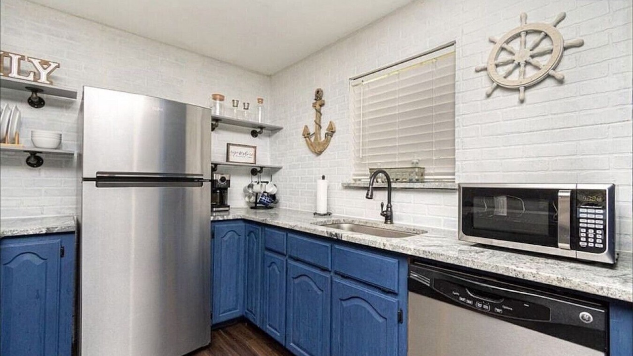 Photo of Kitchen in Gun Barrel City