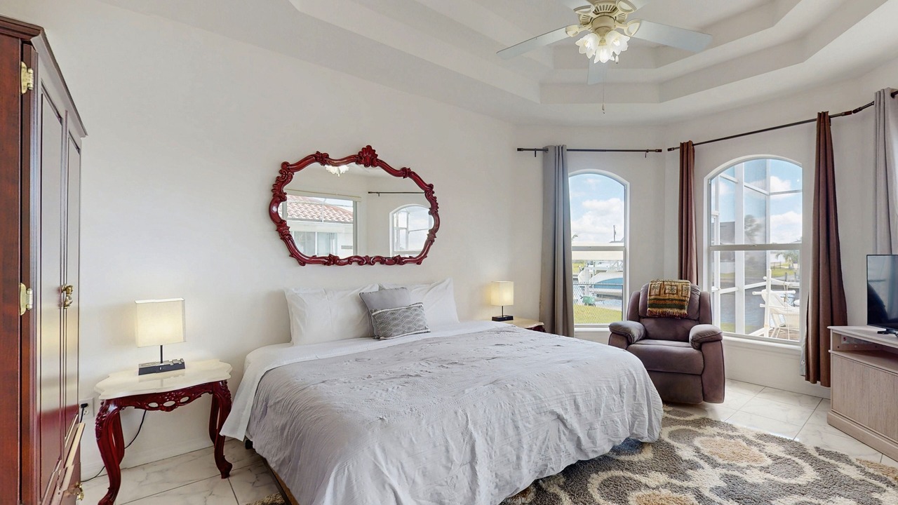 Photo of Bedroom in Gulf Cove