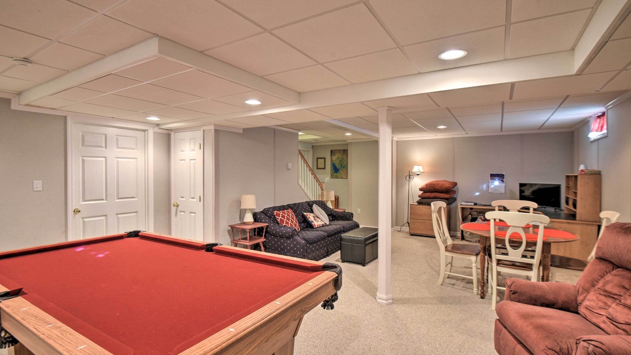 Photo of Livingroom in Center Ossipee