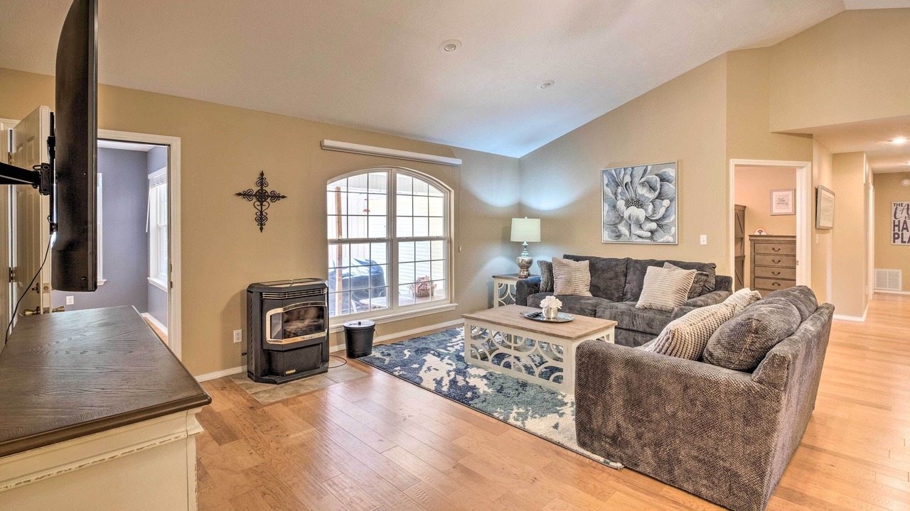 Photo of Bedroom in Eureka Springs