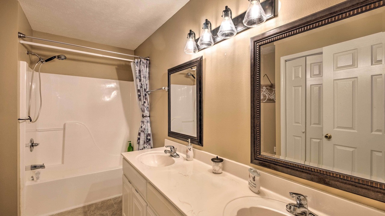 Photo of Bathroom in Eureka Springs