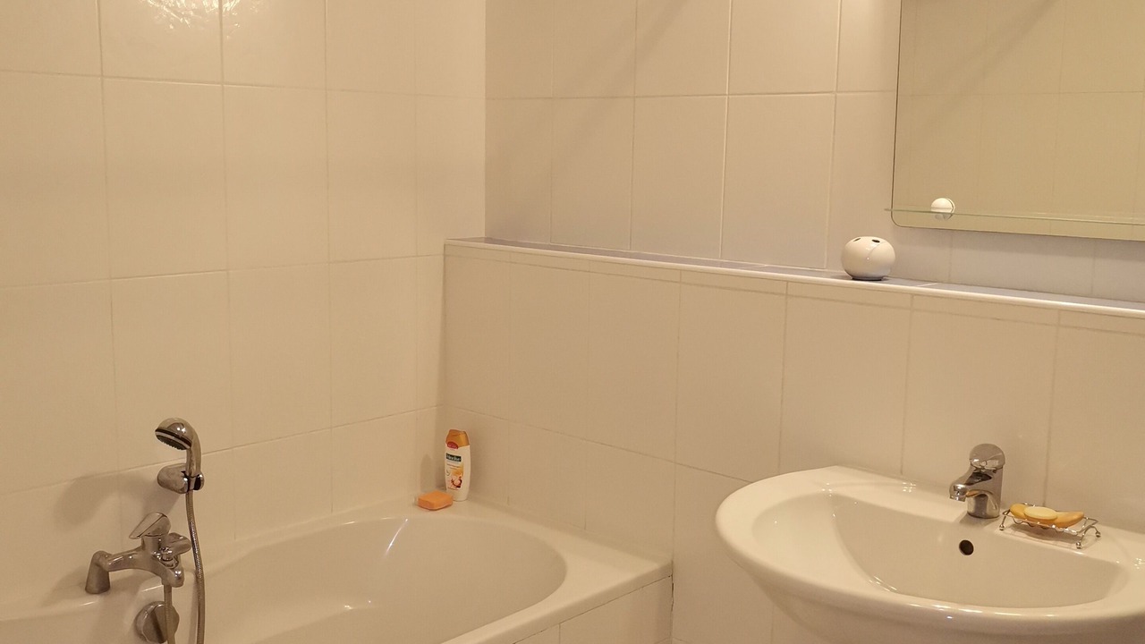 Photo of Bathroom in Lesparre-Medoc