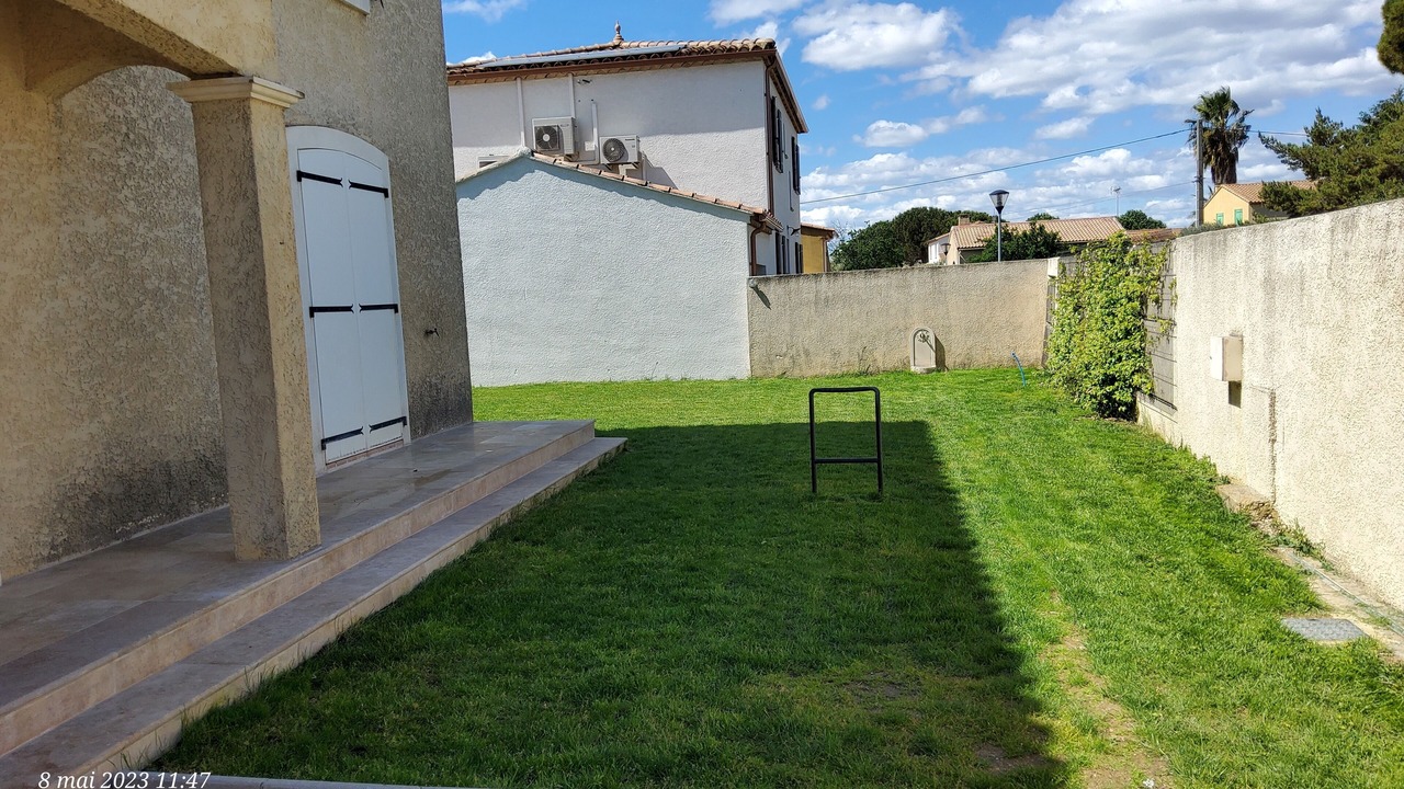 Photo of Patio Balcony in Milhaud