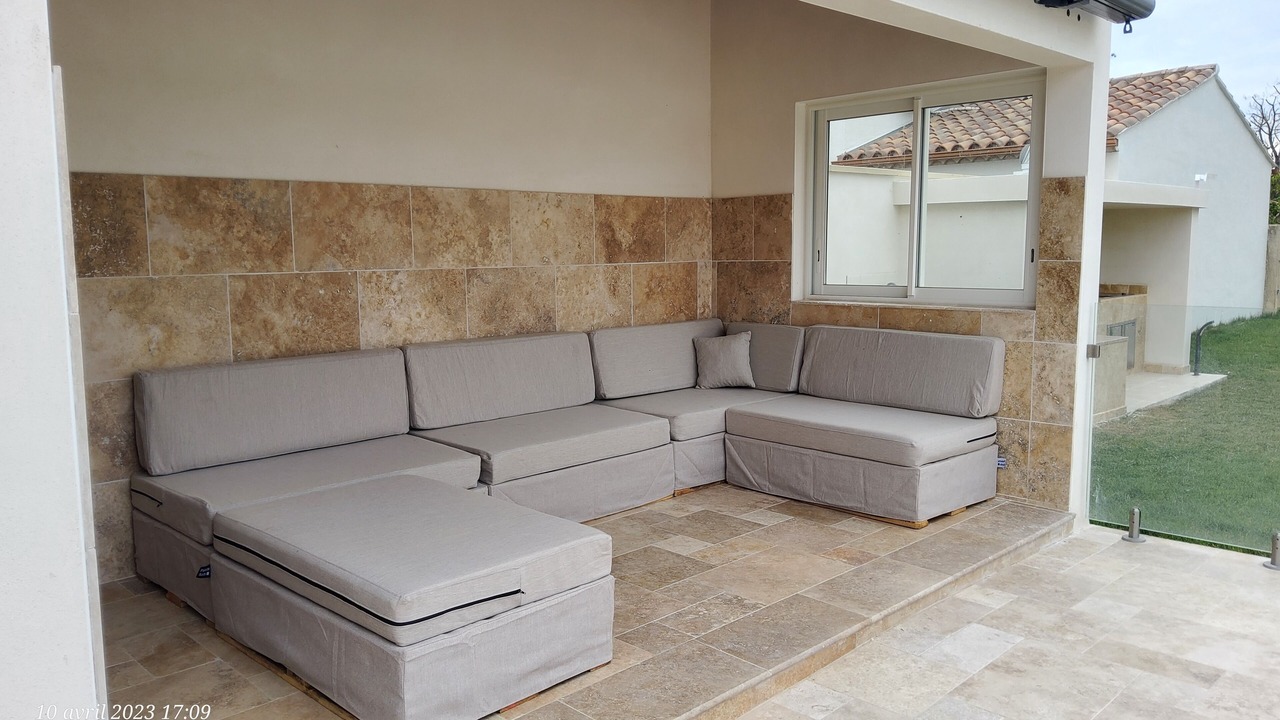 Photo of Patio Balcony in Milhaud