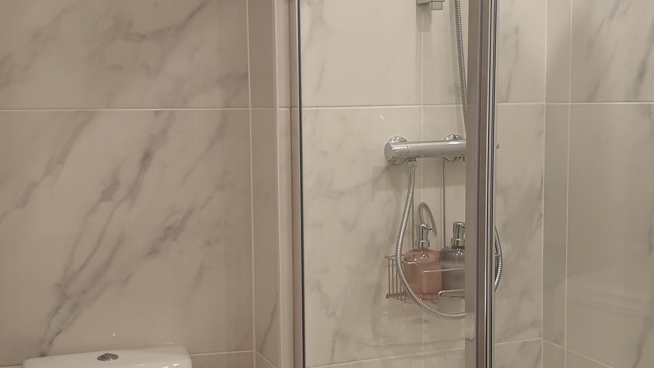 Photo of Bathroom in Saint-Ouen-l'Aumone