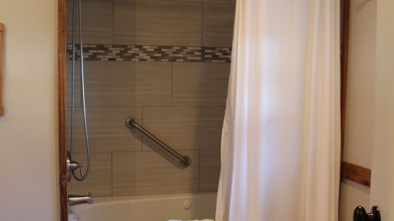 Photo of Bathroom in Lookout Mountain