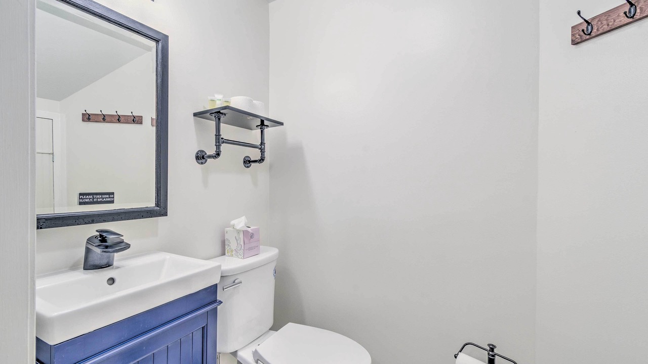 Photo of Bathroom in Town of Reading