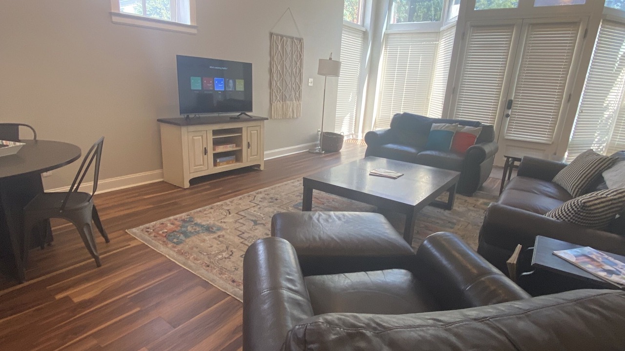 Photo of Livingroom in Lafayette Square