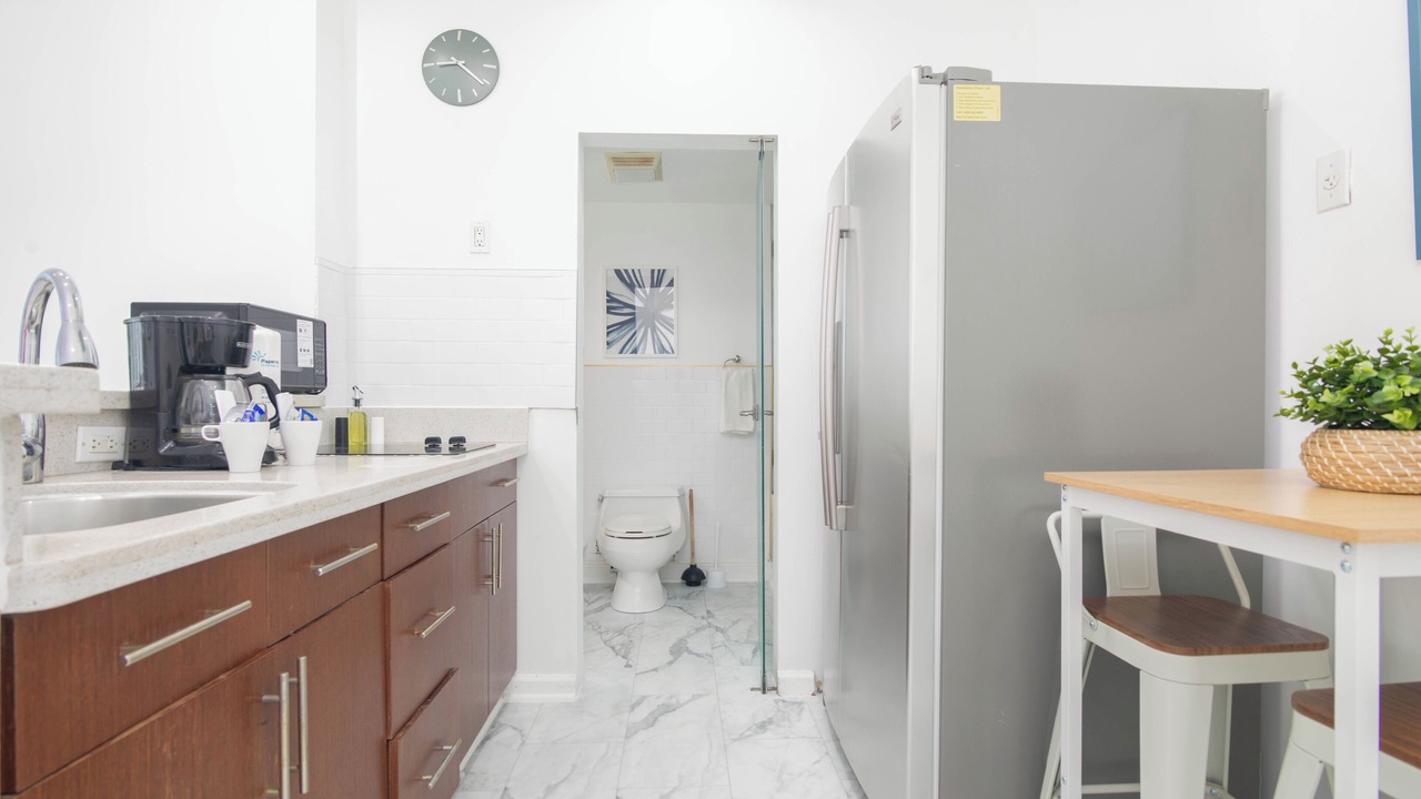 Photo of Kitchen in Mid Beach