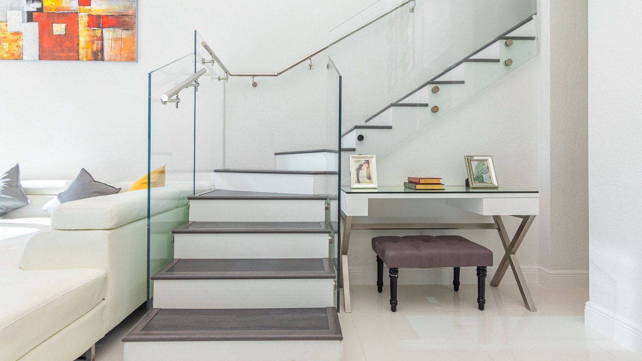 Photo of Livingroom in Mid Beach