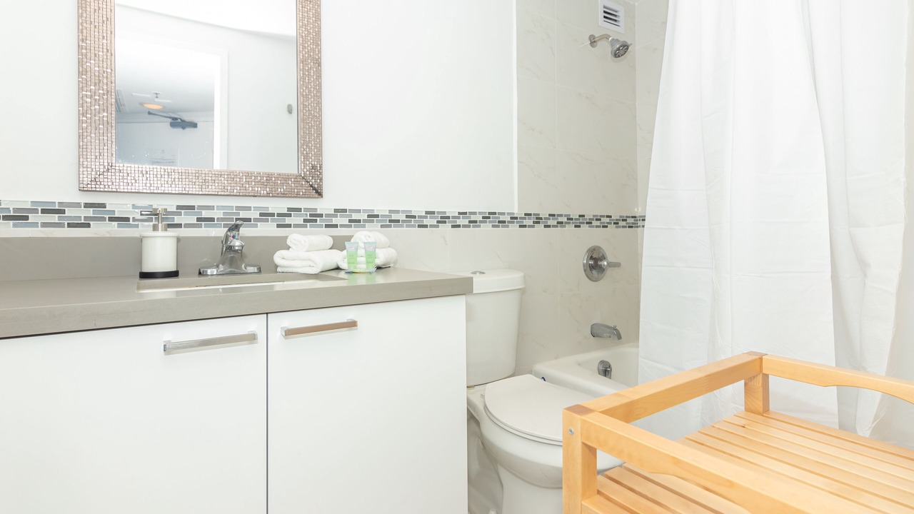 Photo of Bathroom in Mid Beach