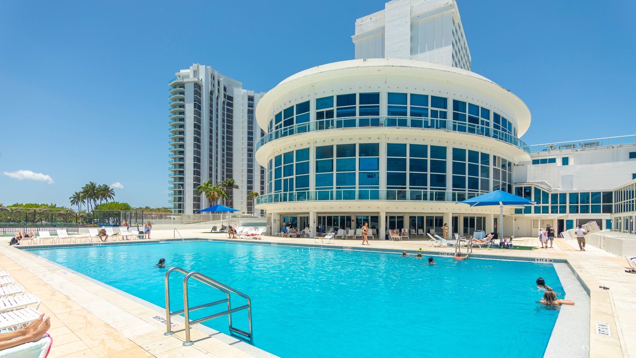 Photo of Outdoor in Mid Beach