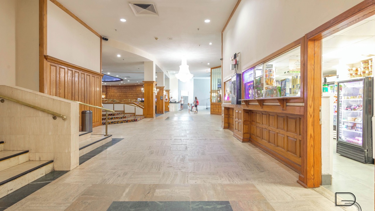 Photo of Others in Mid Beach