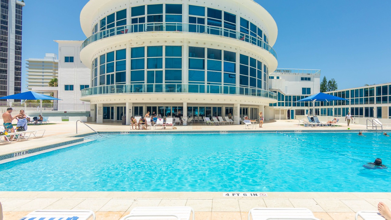 Photo of Outdoor in Mid Beach