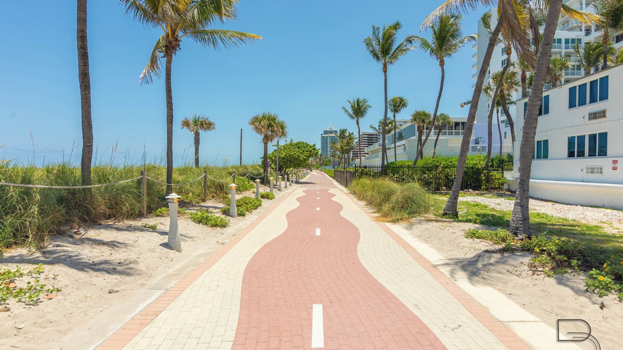 Photo of Others in Mid Beach