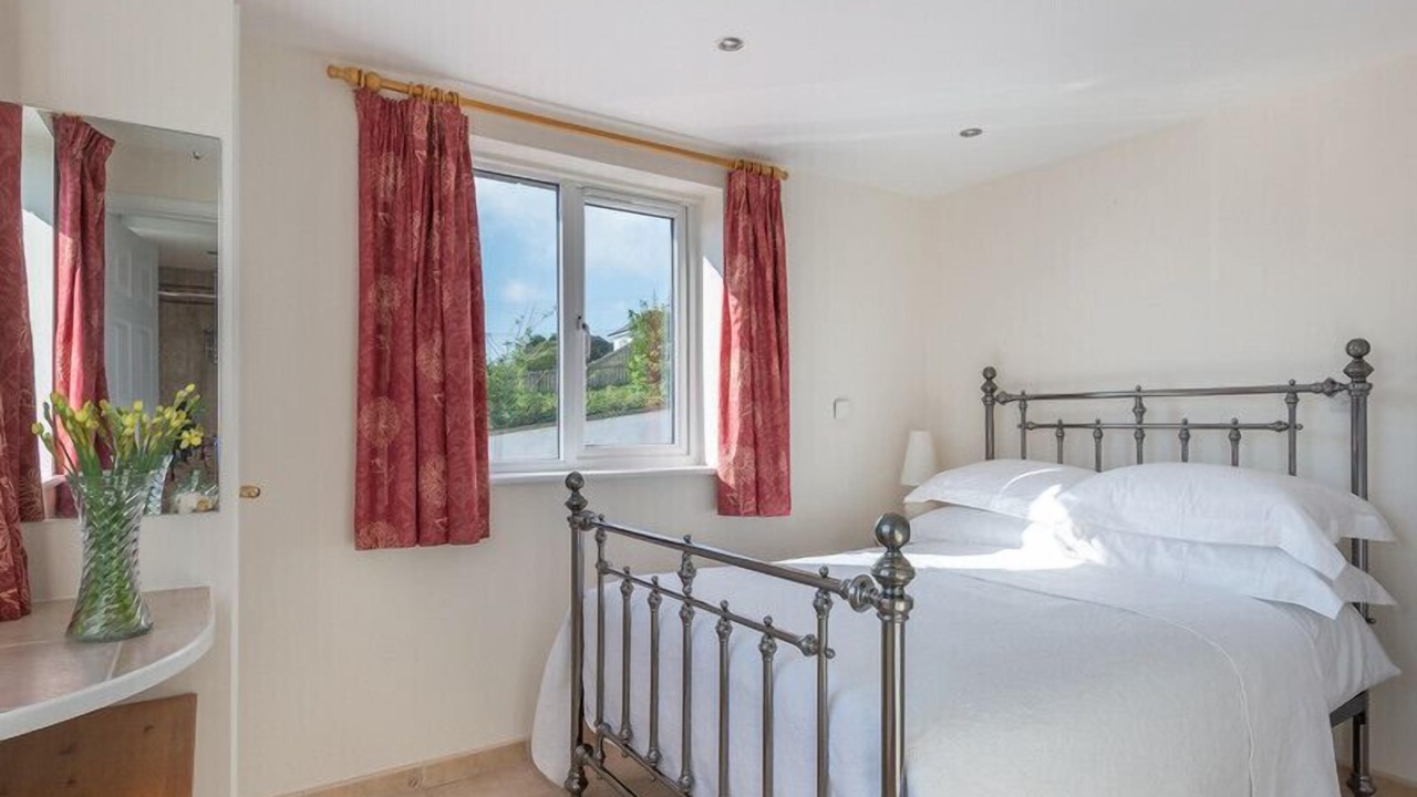 Photo of Bedroom in Polzeath