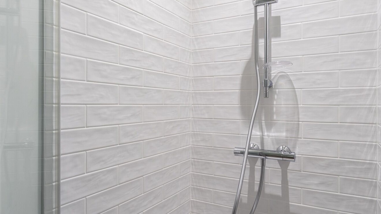 Photo of Bathroom in Centre