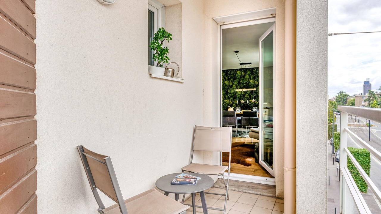 Photo of Patio Balcony in Hauts-Paves - Saint-Felix
