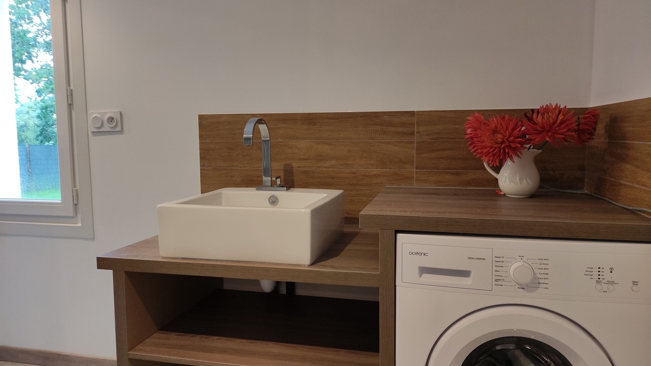 Photo of Others in Cellettes