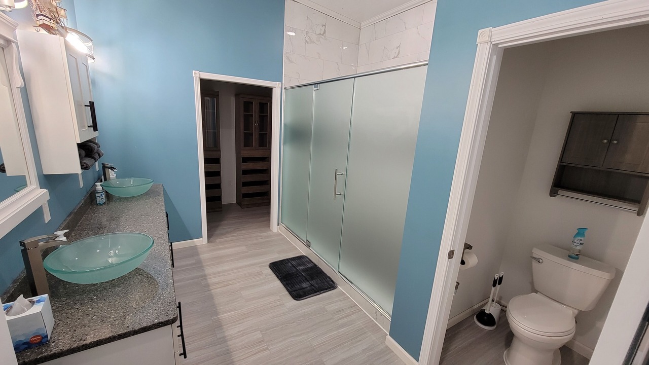Photo of Bathroom in Longville