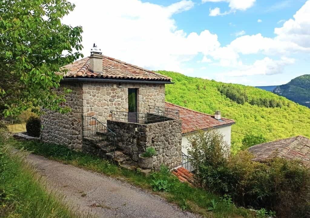 Photo of Outdoor in Pourcheres