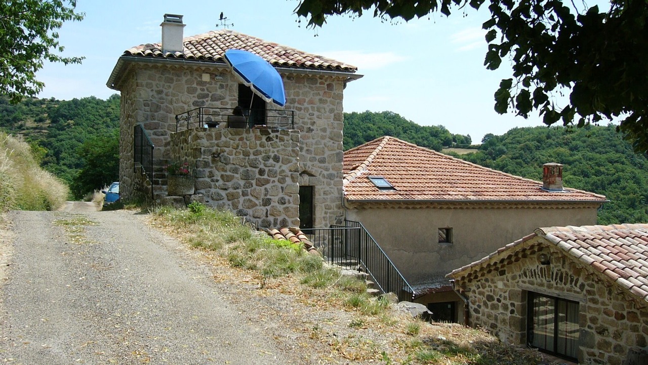 Photo of Outdoor in Pourcheres