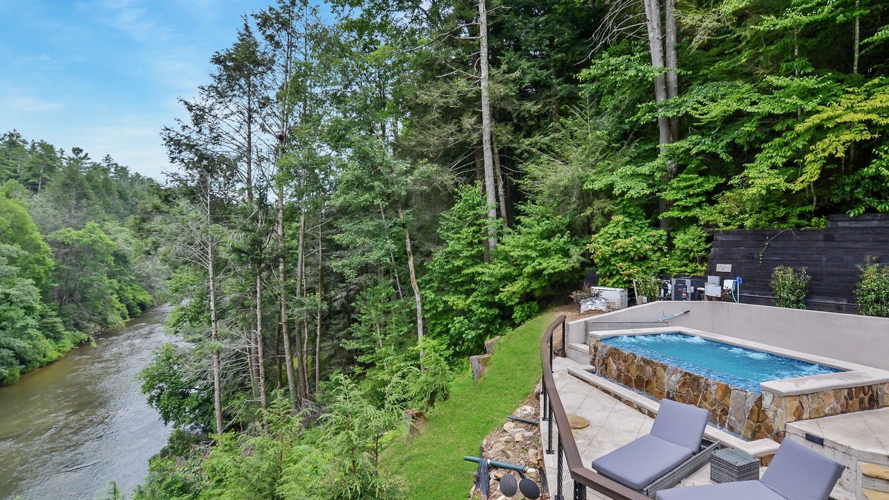 Photo of Outdoor in Blue Ridge