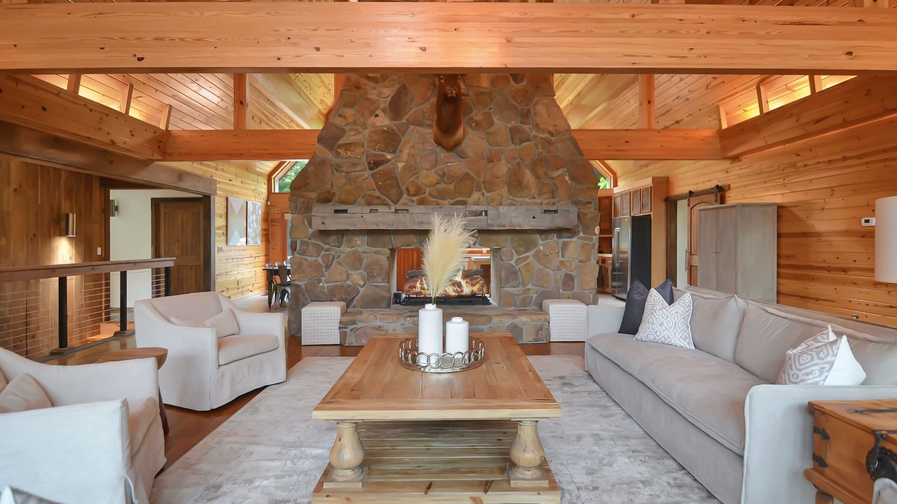 Photo of Livingroom in Blue Ridge