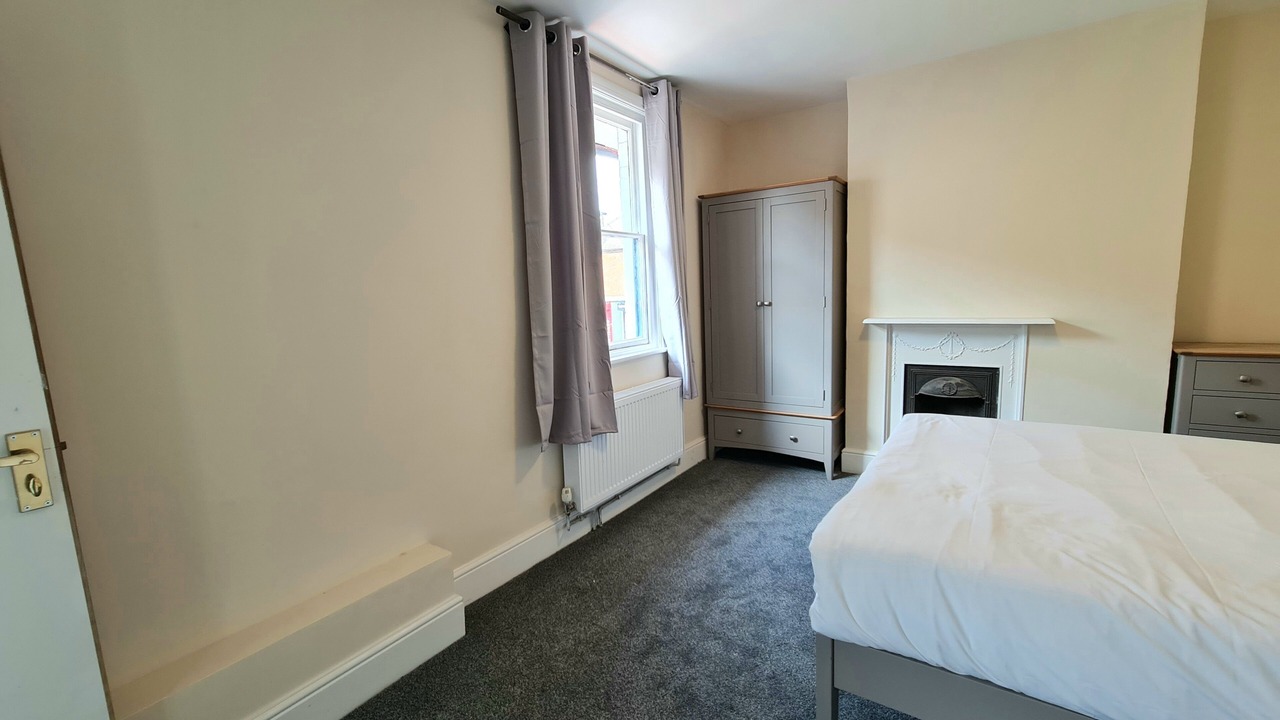 Photo of Bedroom in Ashford