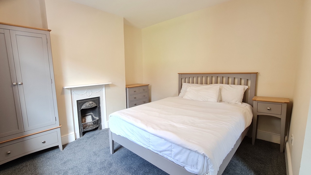 Photo of Bedroom in Ashford