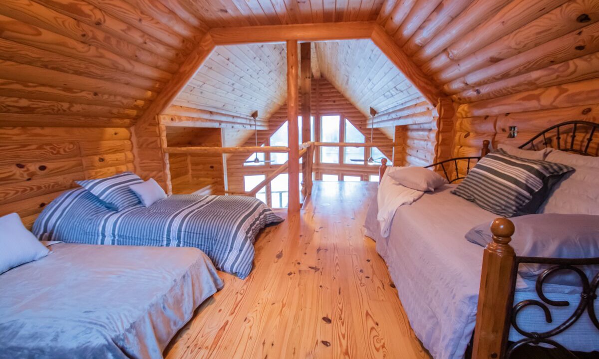 Photo of Bedroom in Linden