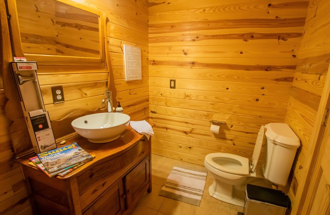 Photo of Bathroom in Linden