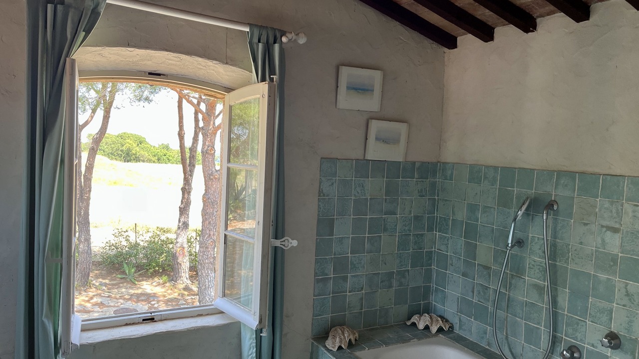 Photo of Bathroom in Ramatuelle