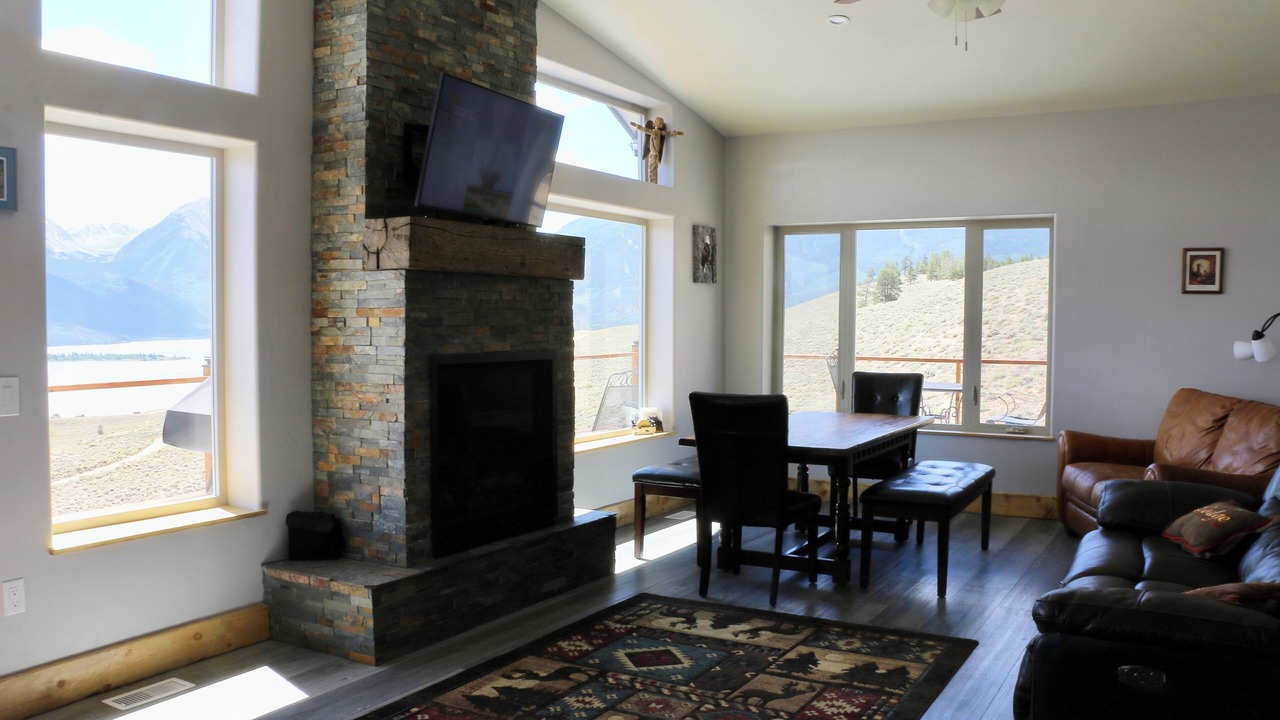 Photo of Bedroom in Twin Lakes